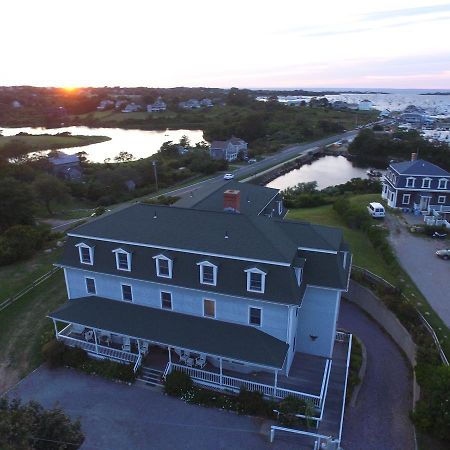 Payne'S Harbor View Inn ニュー・ショアハム エクステリア 写真