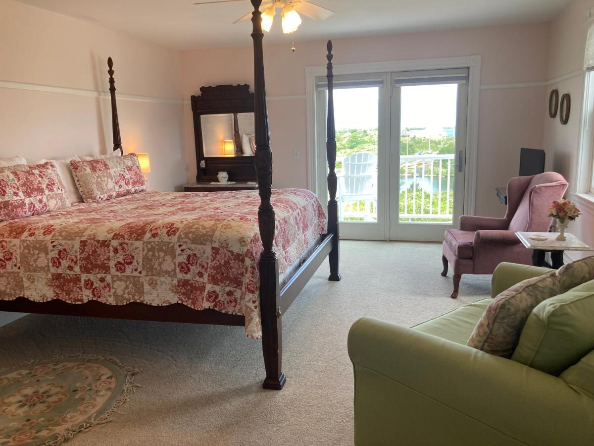 Payne'S Harbor View Inn ニュー・ショアハム エクステリア 写真