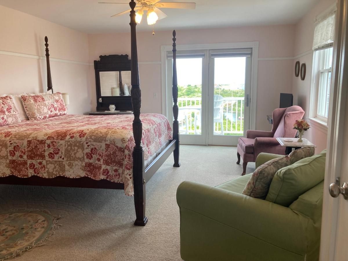 Payne'S Harbor View Inn ニュー・ショアハム エクステリア 写真