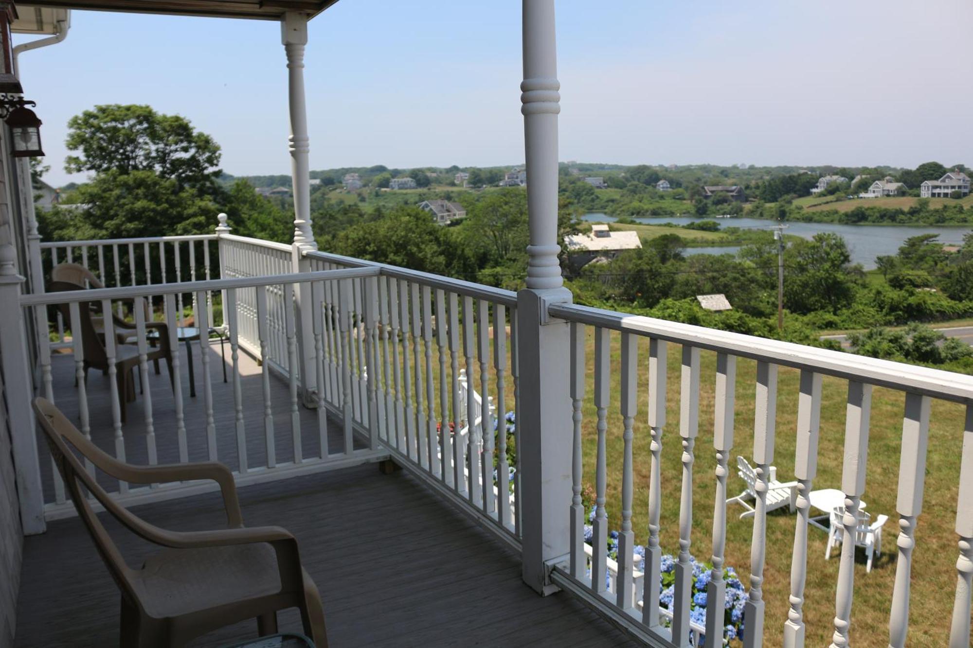 Payne'S Harbor View Inn ニュー・ショアハム エクステリア 写真