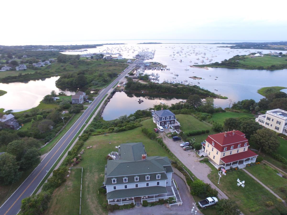 Payne'S Harbor View Inn ニュー・ショアハム エクステリア 写真