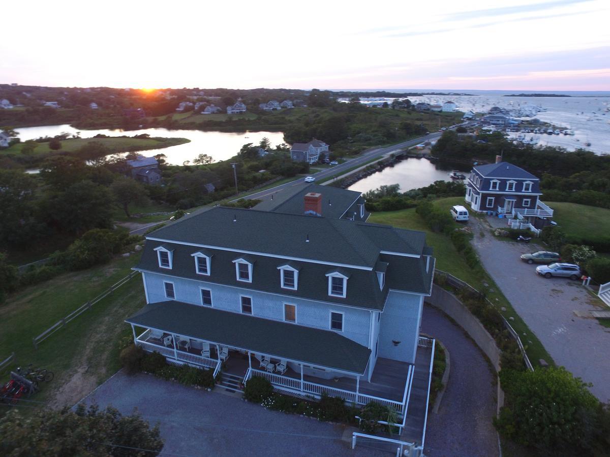 Payne'S Harbor View Inn ニュー・ショアハム エクステリア 写真