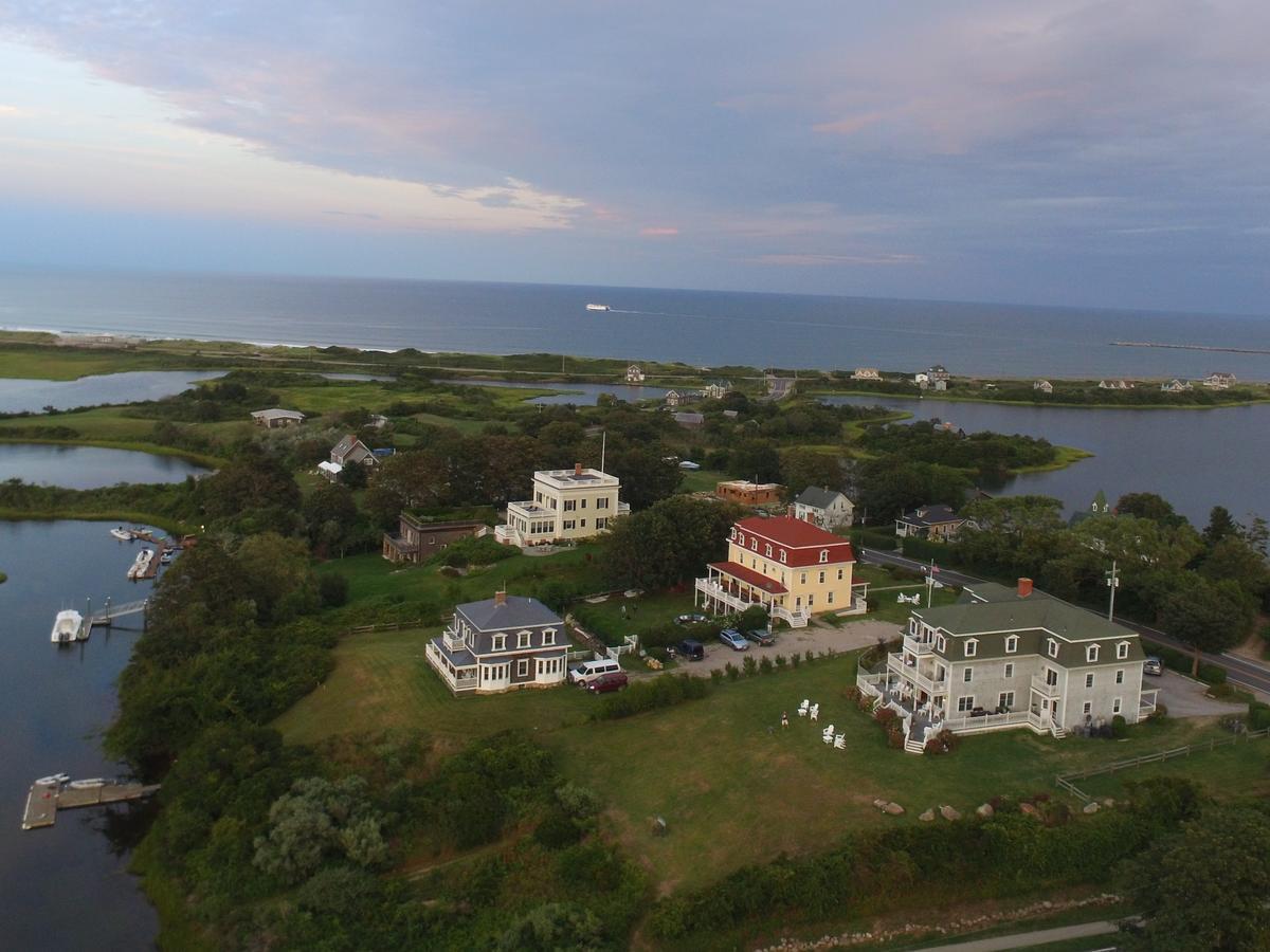Payne'S Harbor View Inn ニュー・ショアハム エクステリア 写真